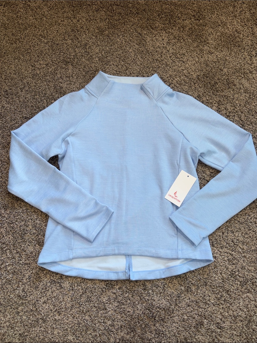 Leapstride Pullover size medium NWT